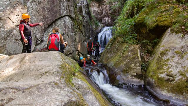 Canyoning A La Cascade Du Saut Grand Lot Tourisme Cyril Novello 190725 1126481